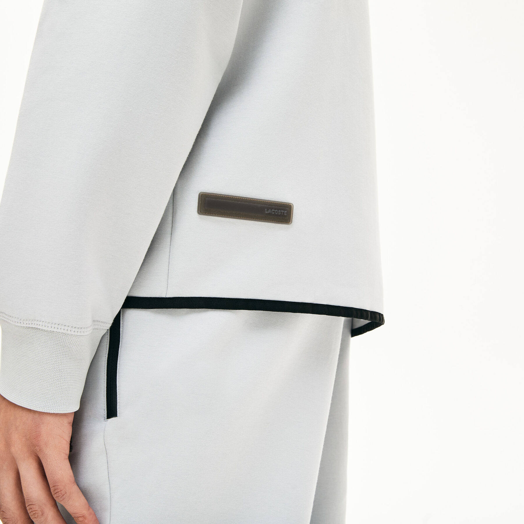 قميص ثقيل مزود بغطاء للرأس من مجموعة Lacoste Motion للرجال لاكوست قميص ثقيل مزود بغطاء للرأس من مجموعة lacoste motion للرجال