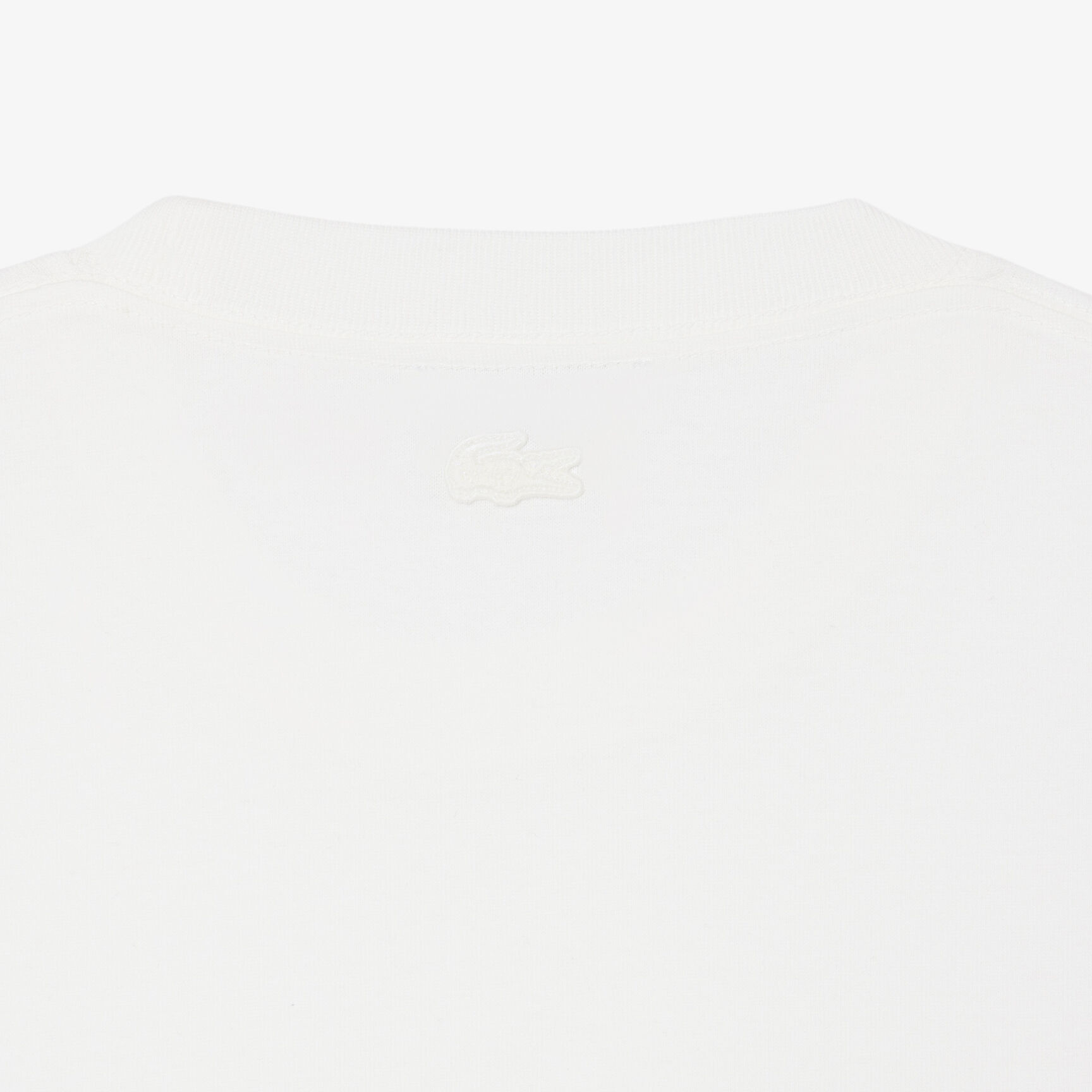 Classic Fit Heavy Badge Accent T-shirt Classic Fit Heavy Badge Accent T-shirt