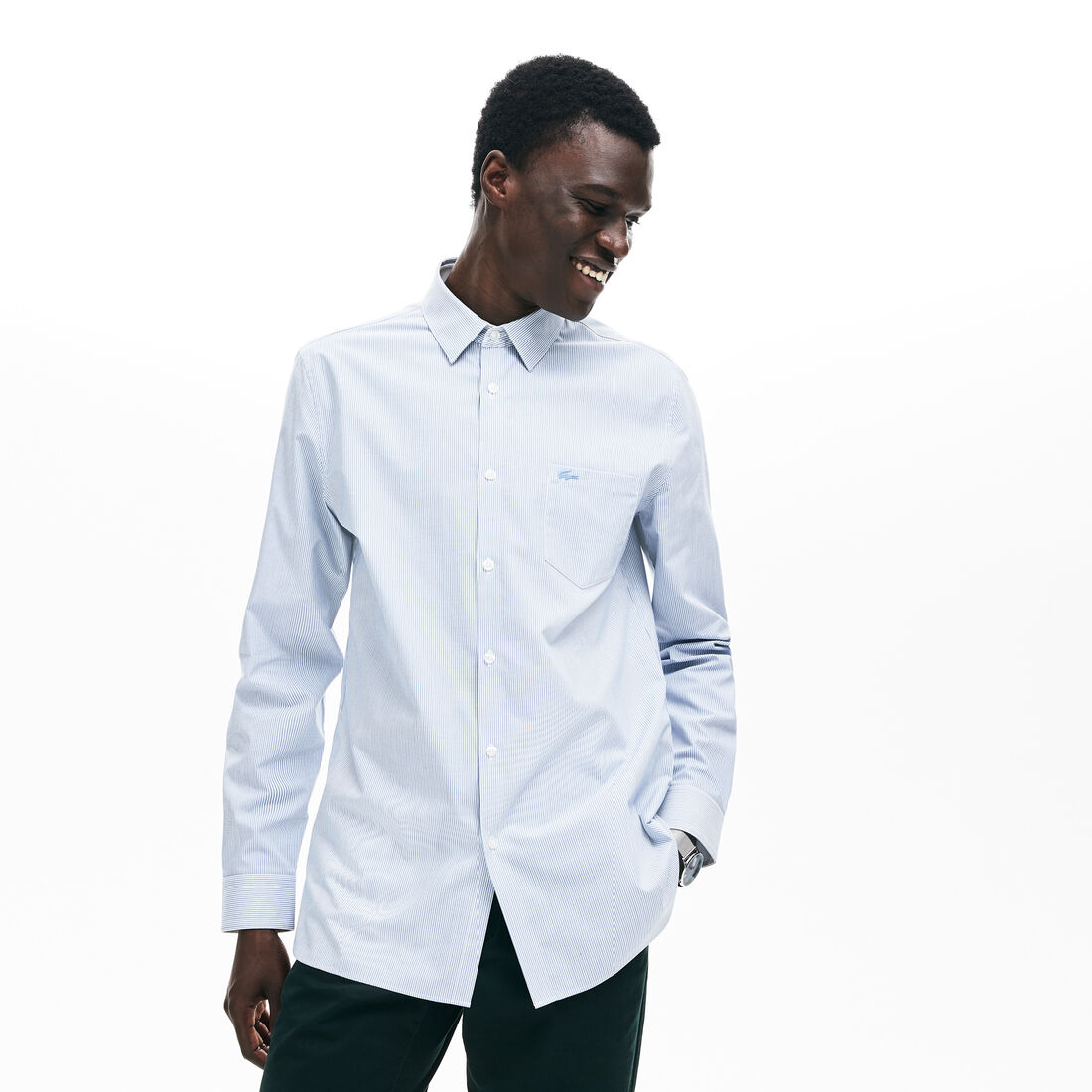 قميص رجالي من قطن البوبلين بقصة عادية وخطوط طولية قميص رجالي من قطن البوبلين بقصة عادية وخطوط طولية