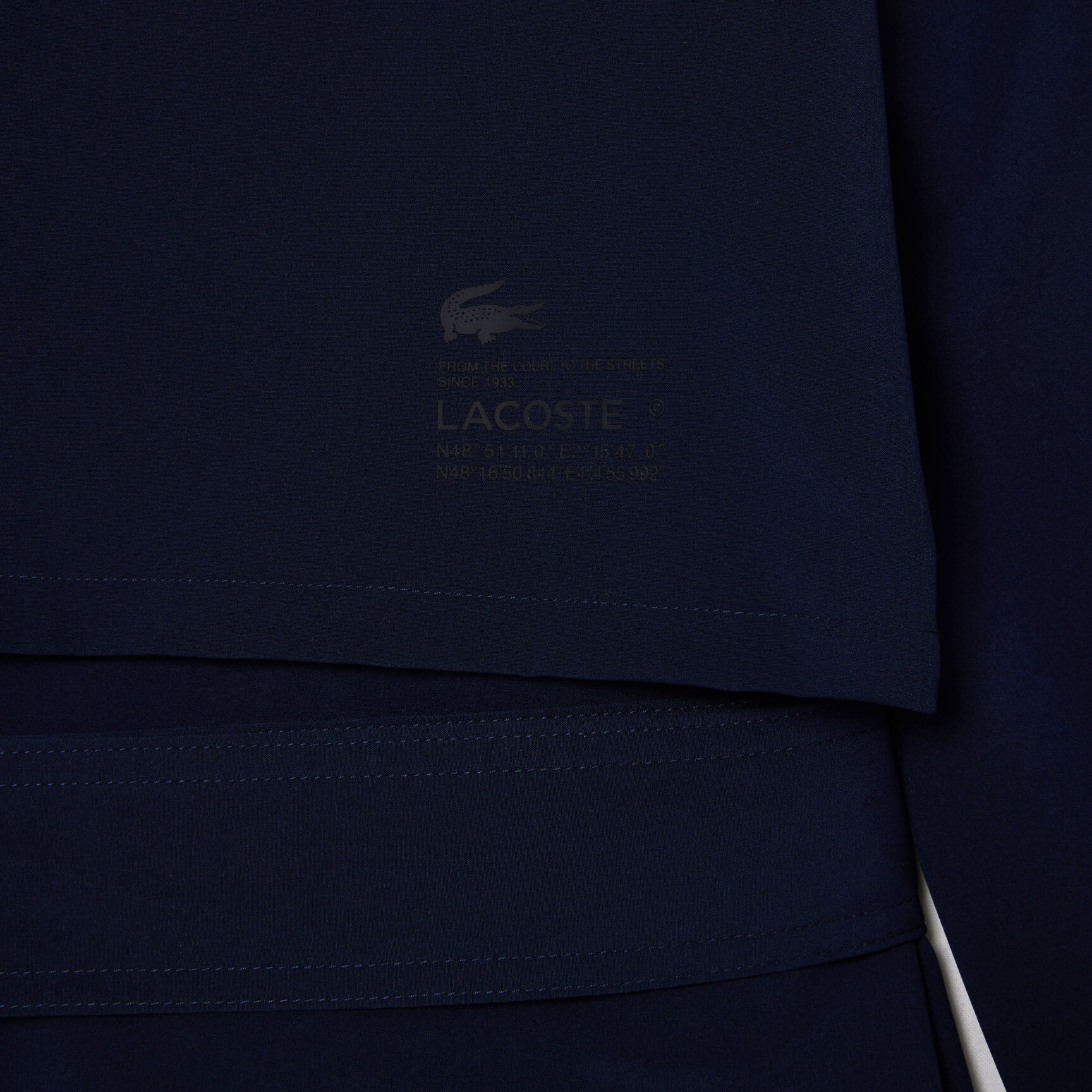 معطف ترنش لاكوست فضفاض بيكيه طبقتين للنساء معطف ترنش لاكوست فضفاض بيكيه طبقتين للنساء