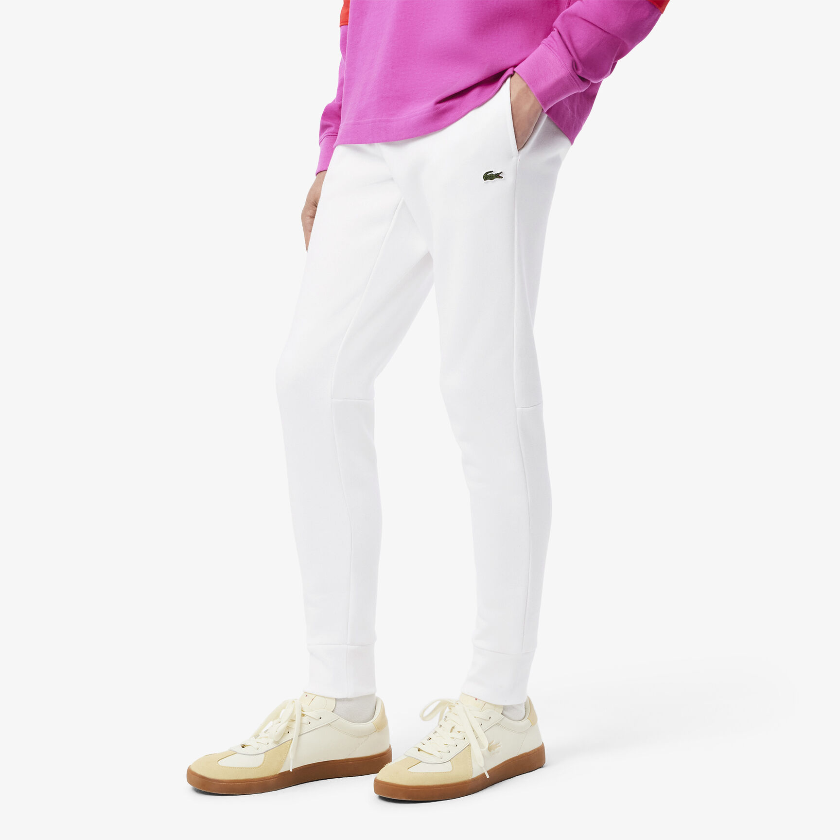 بنطال رياضي بقصة ضيقة بنطال رياضي بقصة ضيقة