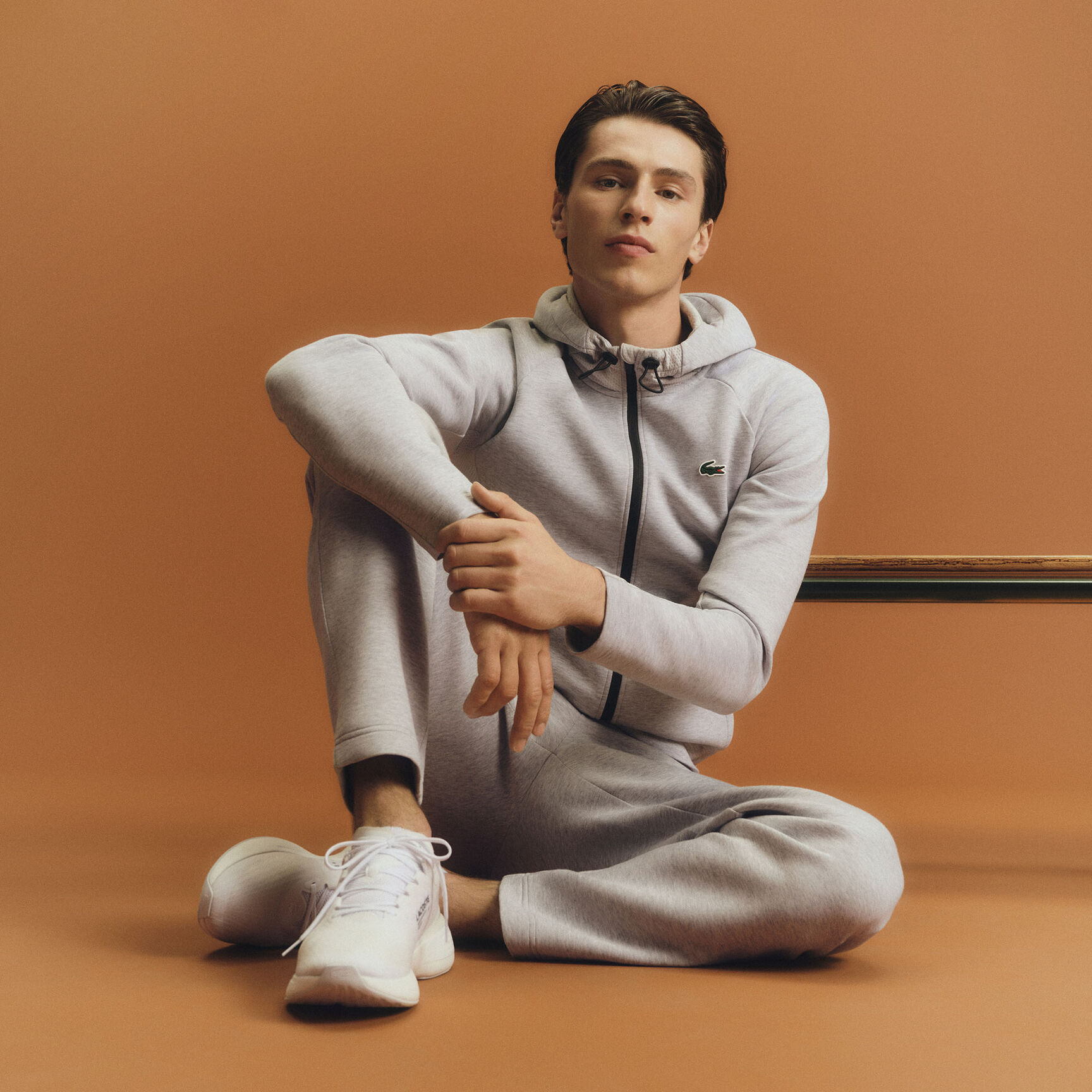 بنطال رياضي يسمح بالتهوية