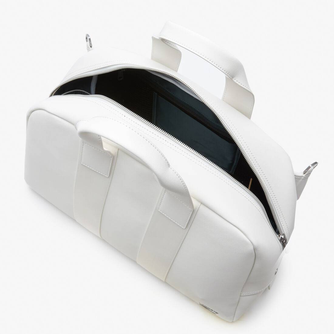 حقيبة لاكوست لعطلات نهاية الأسبوع من الجلد اللين للجنسين حقيبة لاكوست لعطلات نهاية الأسبوع من الجلد اللين للجنسين