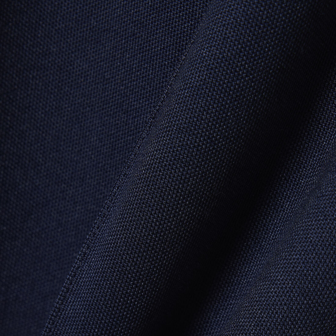 بنطال رياضي واسع مطوي بنطال رياضي واسع مطوي