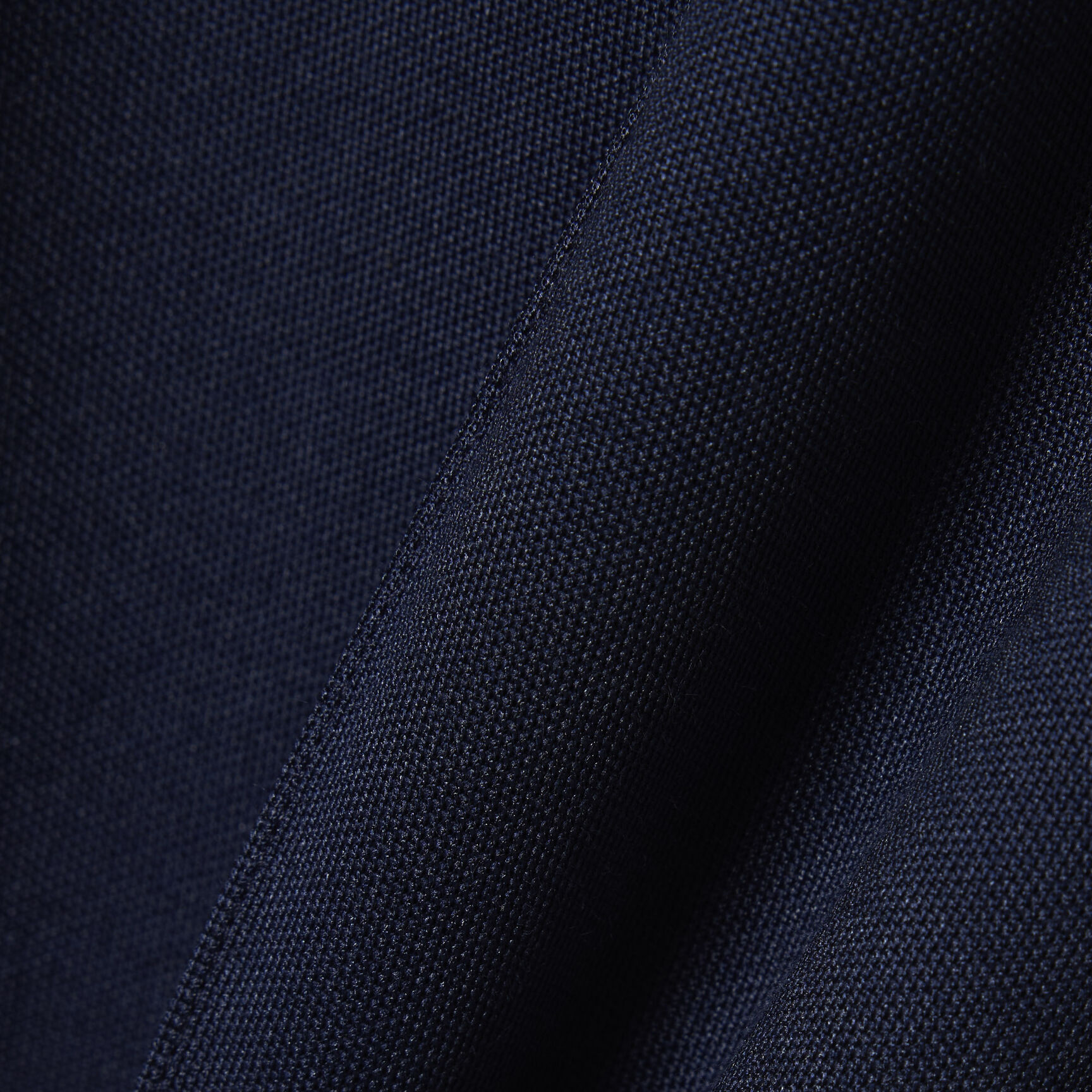 بنطال رياضي واسع مطوي بنطال رياضي واسع مطوي