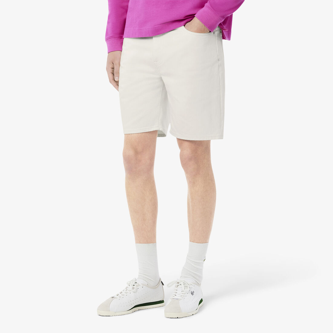 شورت برمودا جينز بقصّة مستقيمة شورت برمودا جينز بقصّة مستقيمة