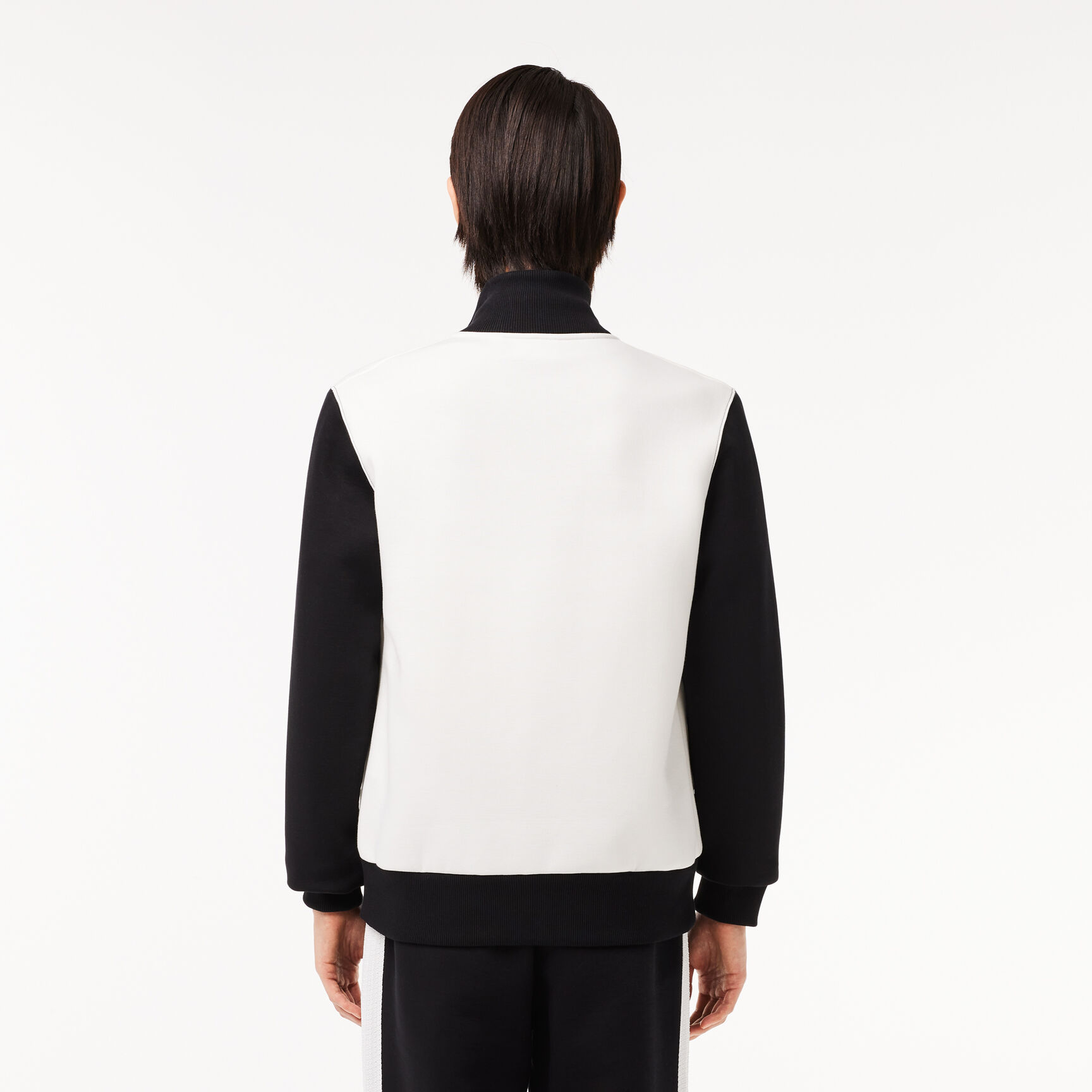 سويت شيرت باريسي بسحاب صناعة فرنسية سويت شيرت باريسي بسحاب صناعة فرنسية