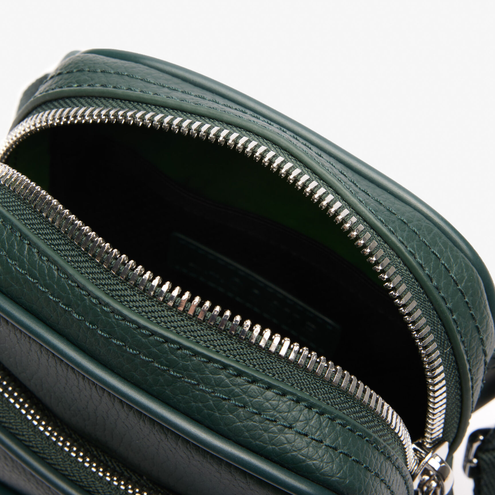 Small Angy Grain Shoulder Bag Small Angy Grain Shoulder Bag