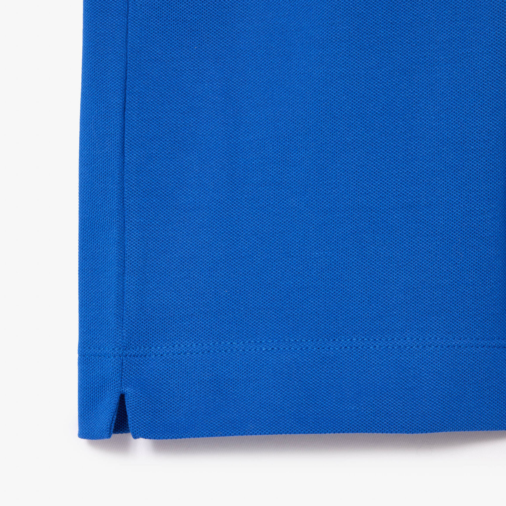 قميص بولو بيكيه باريسي بقصة عادية قميص بولو بيكيه باريسي بقصة عادية