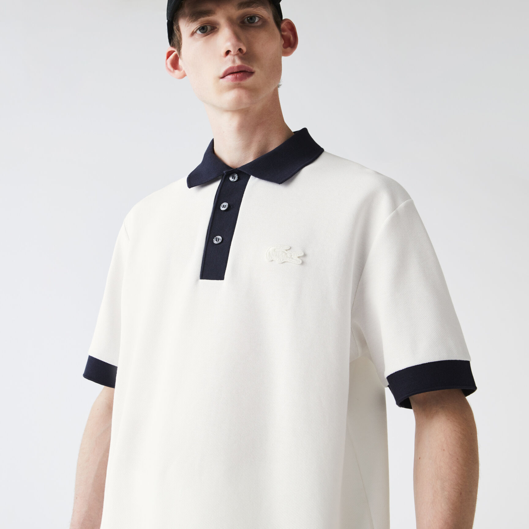 Men’s Lacoste Loose Fit Textured Cotton Piqué Polo Men’s Lacoste Loose Fit Textured Cotton Piqué Polo