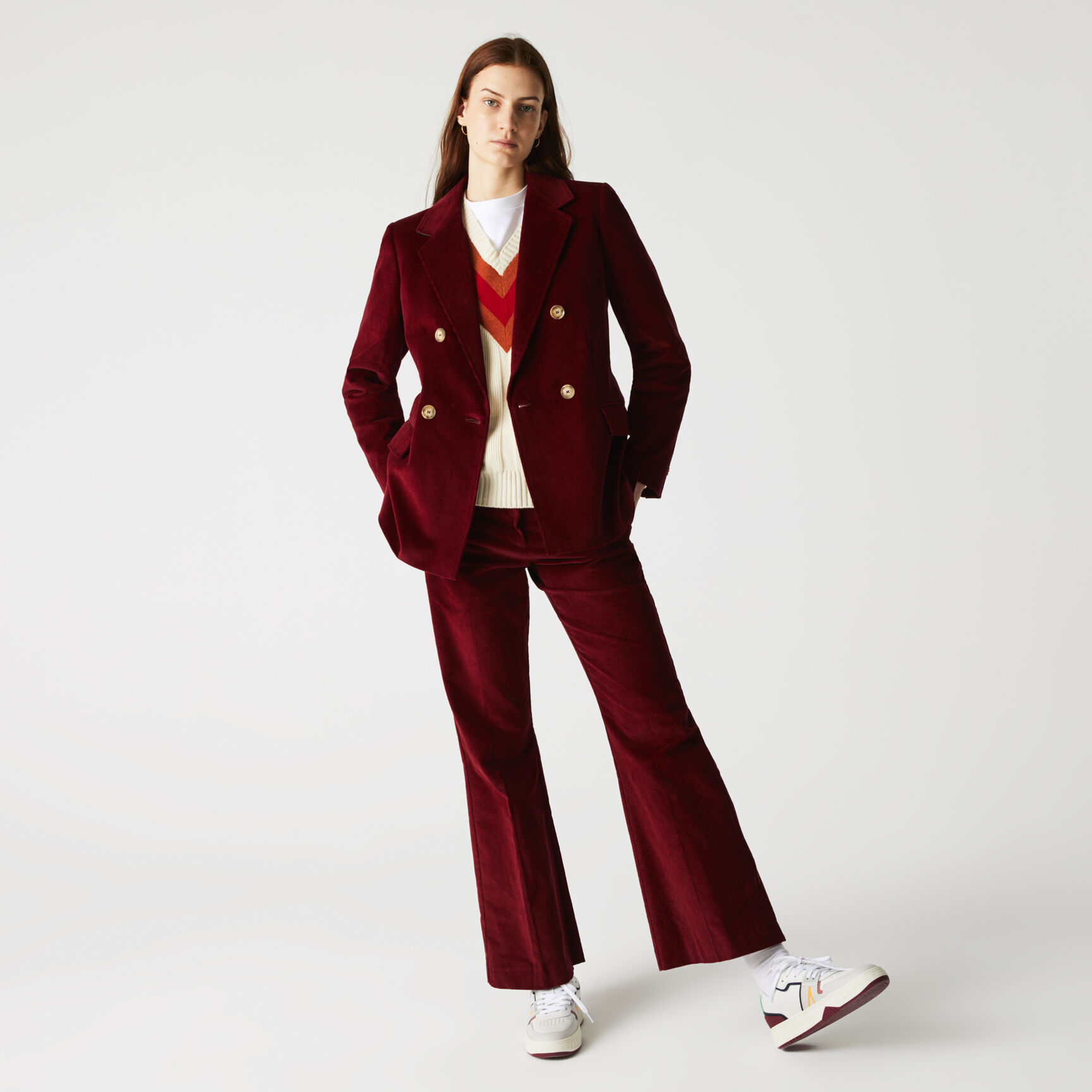 سترة صوفية مزدوجة الصدر نسائية سترة صوفية مزدوجة الصدر نسائية