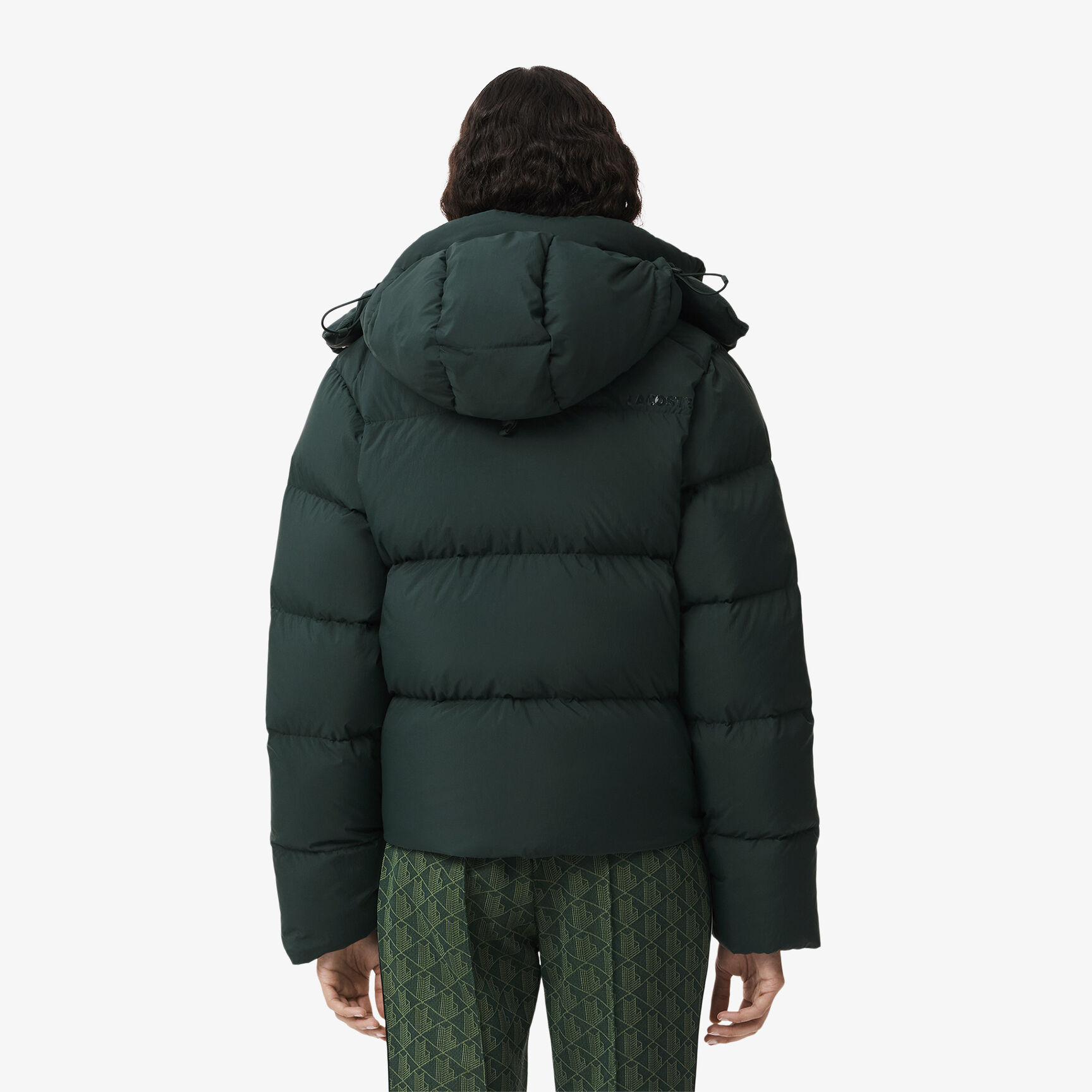 سترة مبطنة بغطاء للرأس بتصميم مريح سترة مبطنة بغطاء للرأس بتصميم مريح