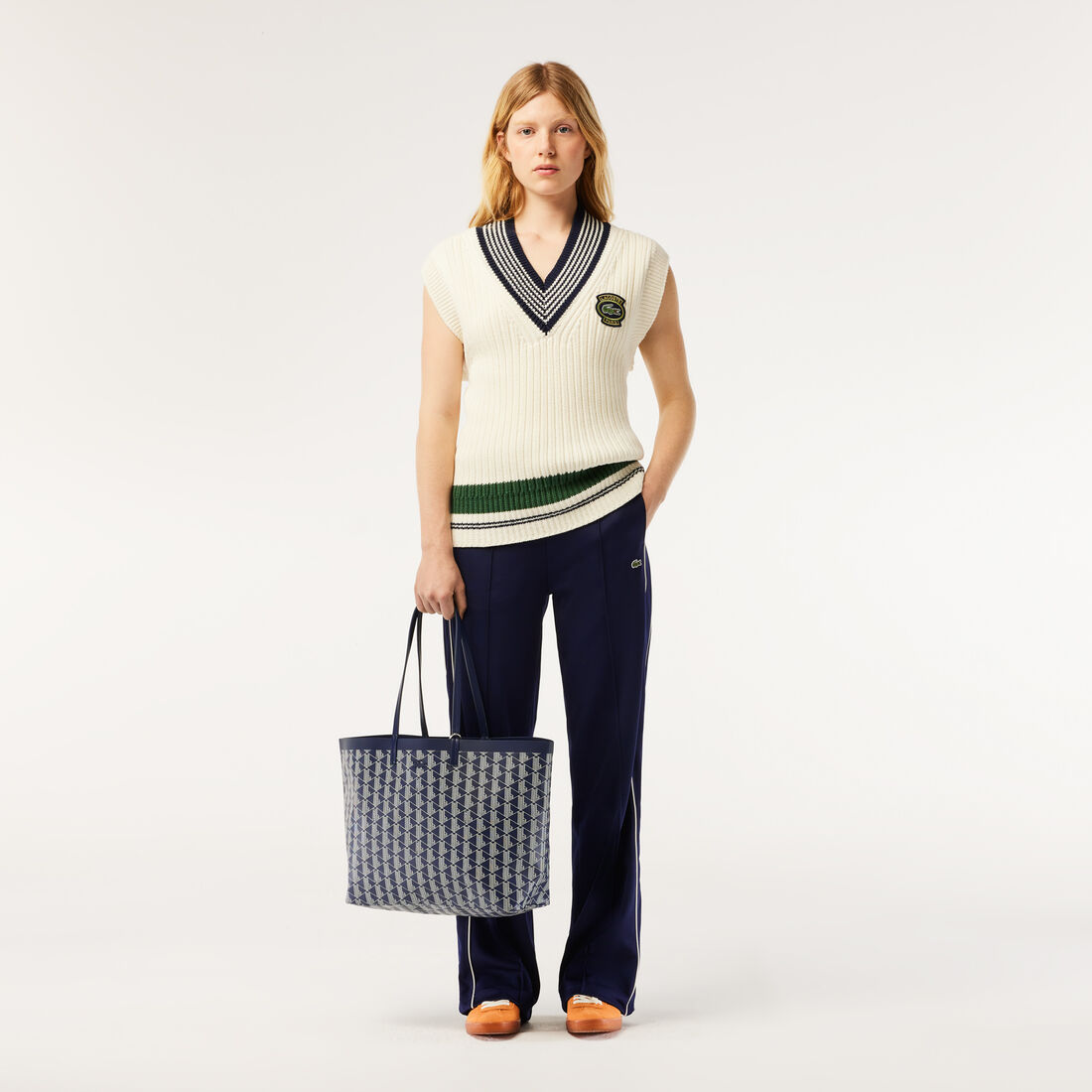 Zely Tote with Removable Pouch Zely Tote with Removable Pouch