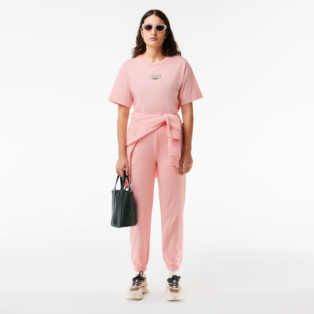 تي شيرت بشعار تمساح بارز الملمس تي شيرت بشعار تمساح بارز الملمس