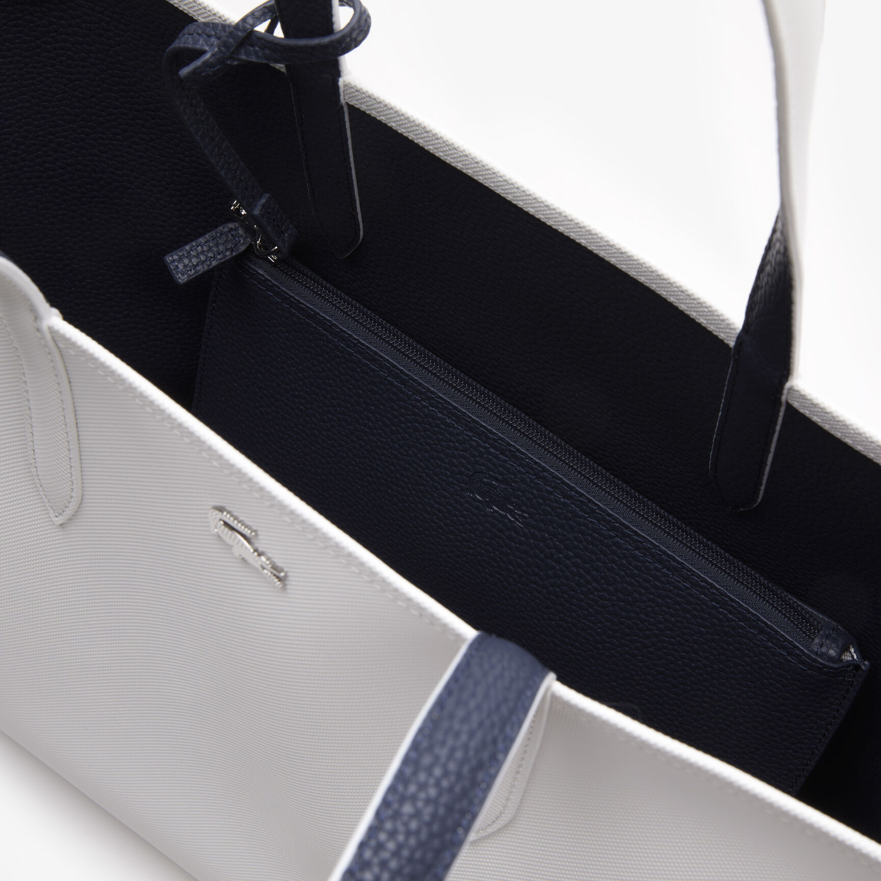 حقيبة آنا القابلة للعكس مع حقيبة صغيرة قابلة للفصل