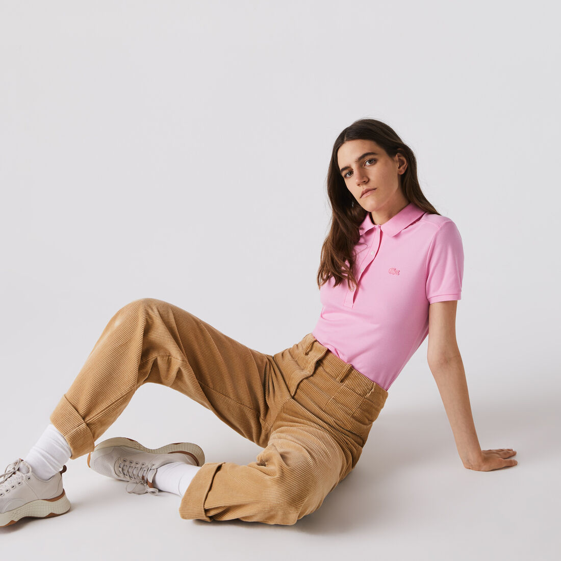 تيشيرت بولو L.12.D بقصة ضيقة من قماش بيتي بيكيه المطاطي تيشيرت بولو L.12.D بقصة ضيقة من قماش بيتي بيكيه المطاطي