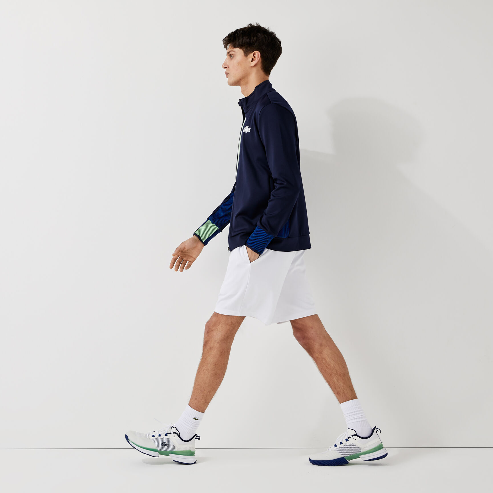 شورت جاكار بخصر مطاطي بلون مغاير للرجال مجموعة Lacoste SPORT شورت جاكار بخصر مطاطي بلون مغاير للرجال مجموعة Lacoste SPORT