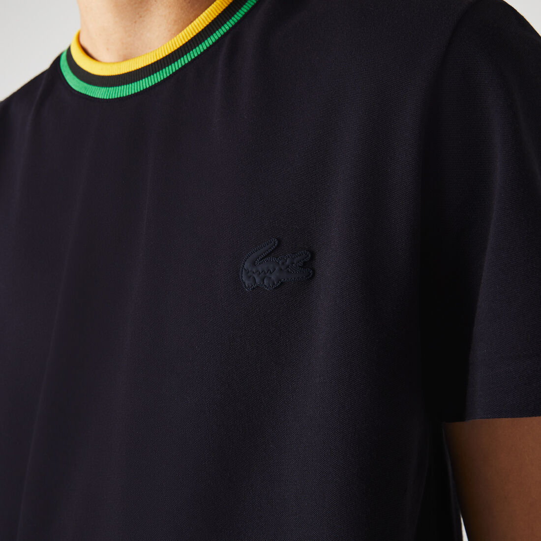 تيشيرت رجالي من قطن بيكيه خفيف للغاية تيشيرت رجالي من قطن بيكيه خفيف للغاية