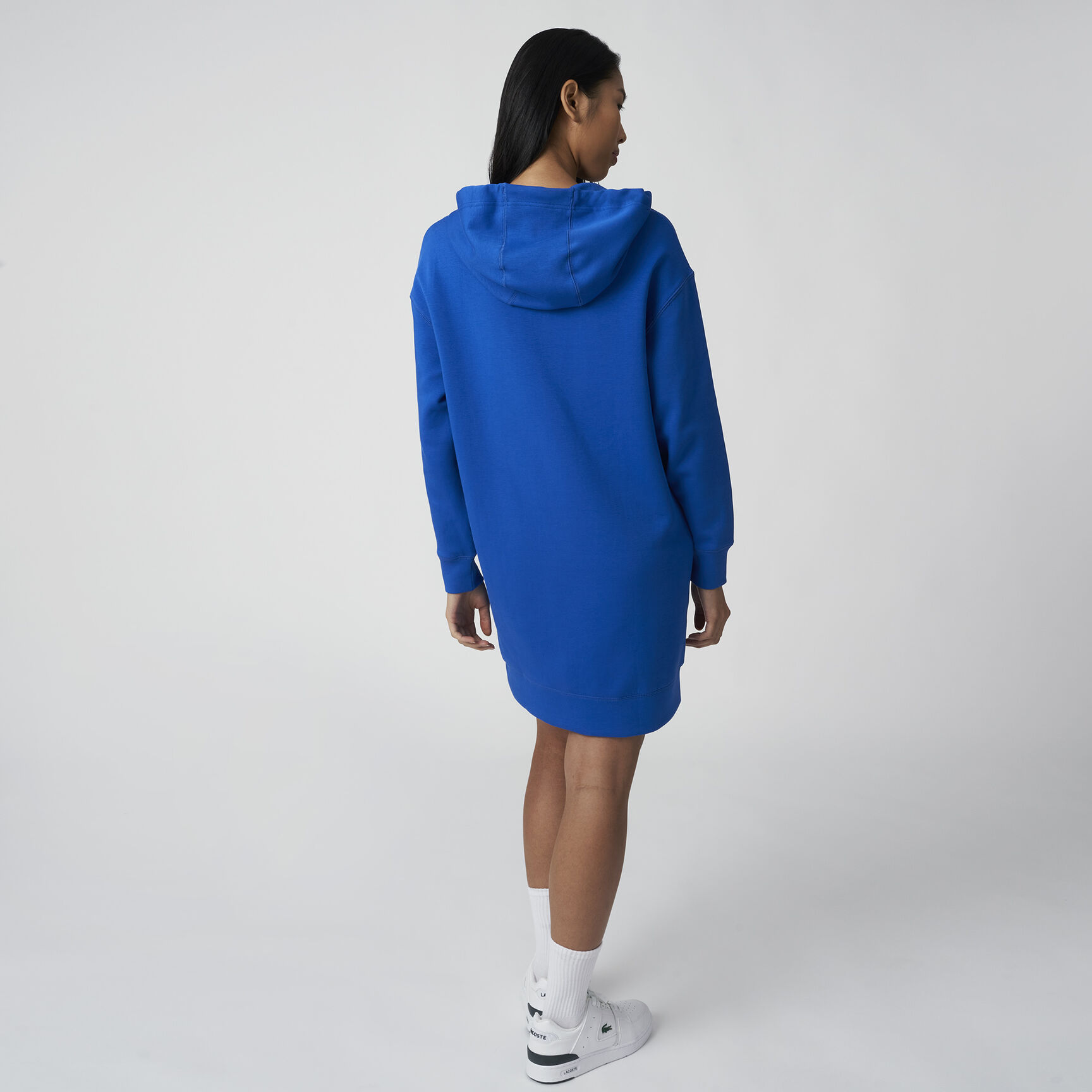 فستان لاكوست بيكيه طبقتين بقصة فضفاضة للنساء