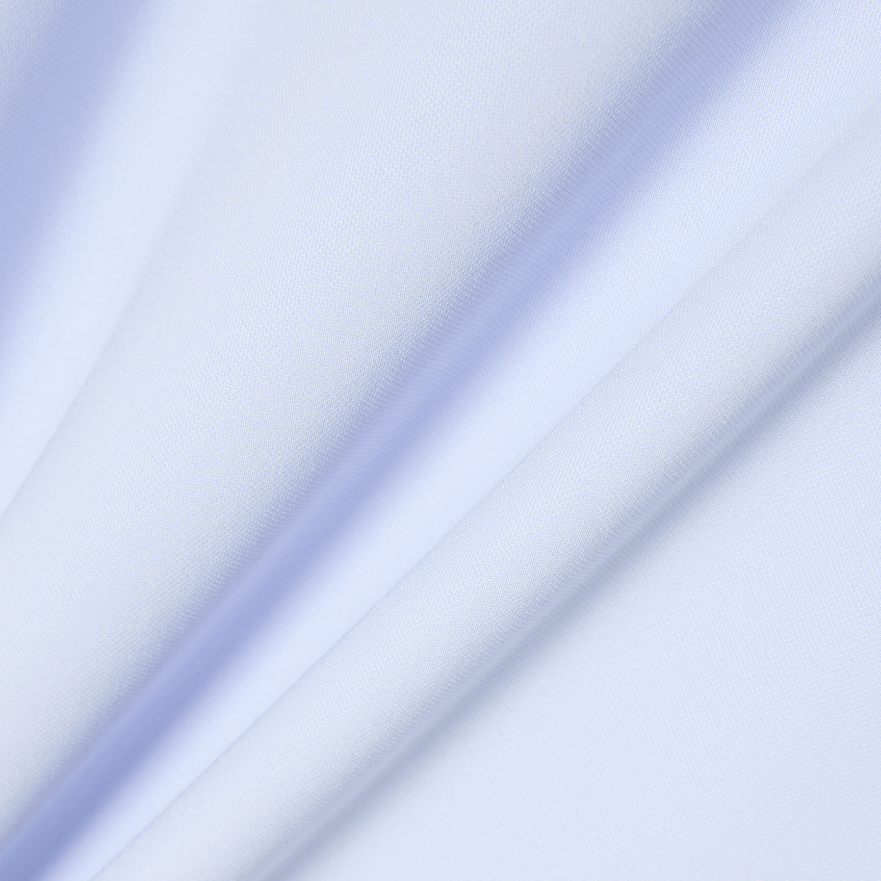 قميص بولو مناسب للتنقل اليومي