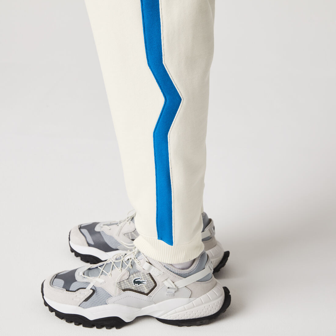 بنطلون رياضي للرجال مصنوع في فرنسا من القطن العضوي والصوف بنطلون رياضي للرجال مصنوع في فرنسا من القطن العضوي والصوف