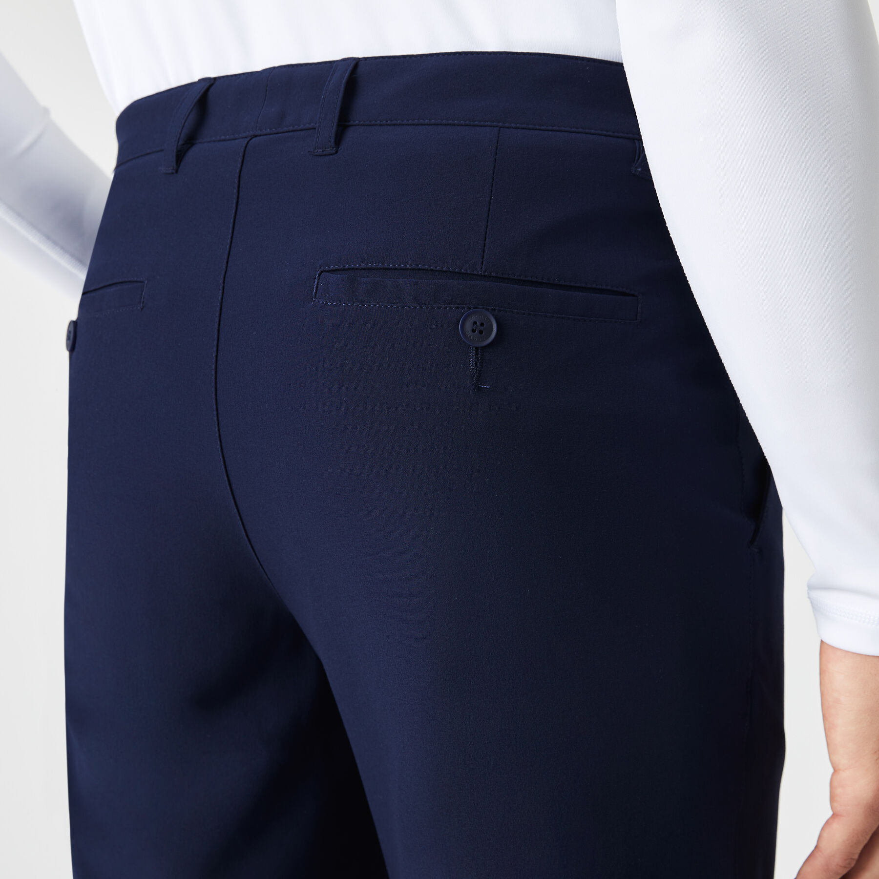 شورت برمودا غولف نسيج مطاطي خفيف للرجال مجموعة Lacoste SPORT لاكوست شورت برمودا غولف نسيج مطاطي خفيف للرجال مجموعة lacoste sport