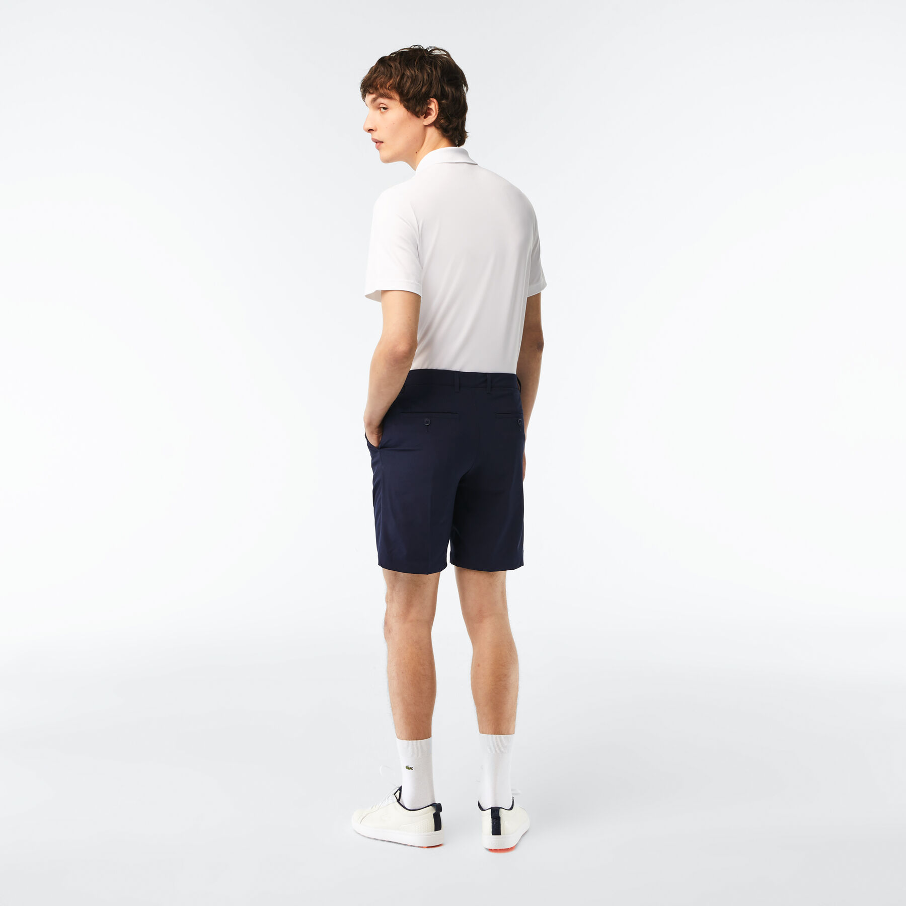 شورت برمودا غولف نسيج مطاطي خفيف للرجال مجموعة Lacoste SPORT لاكوست شورت برمودا غولف نسيج مطاطي خفيف للرجال مجموعة lacoste sport