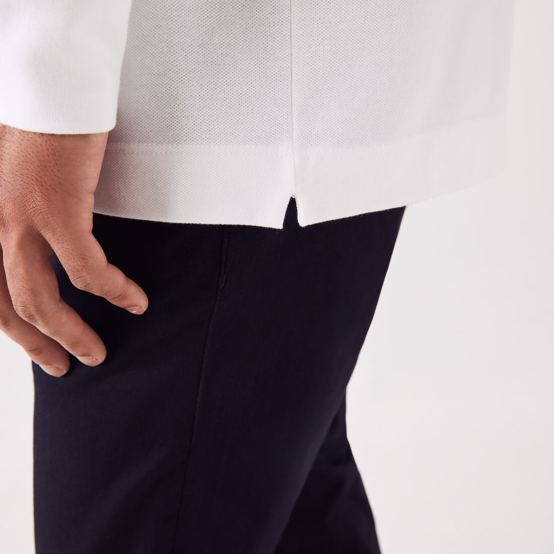 قميص بولو بيكيه باريسي بقصة عادية قميص بولو بيكيه باريسي بقصة عادية