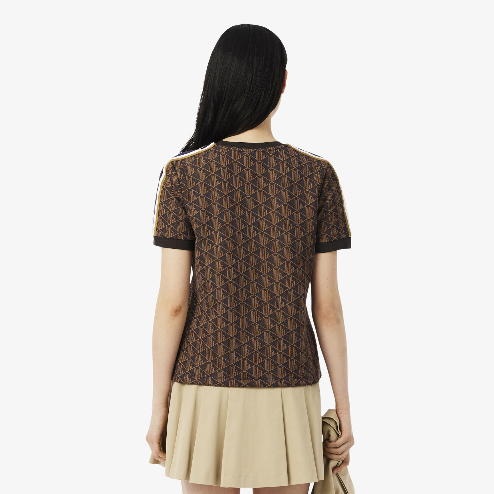 تي شيرت جاكار أحادي اللون بقصّة ضيقة