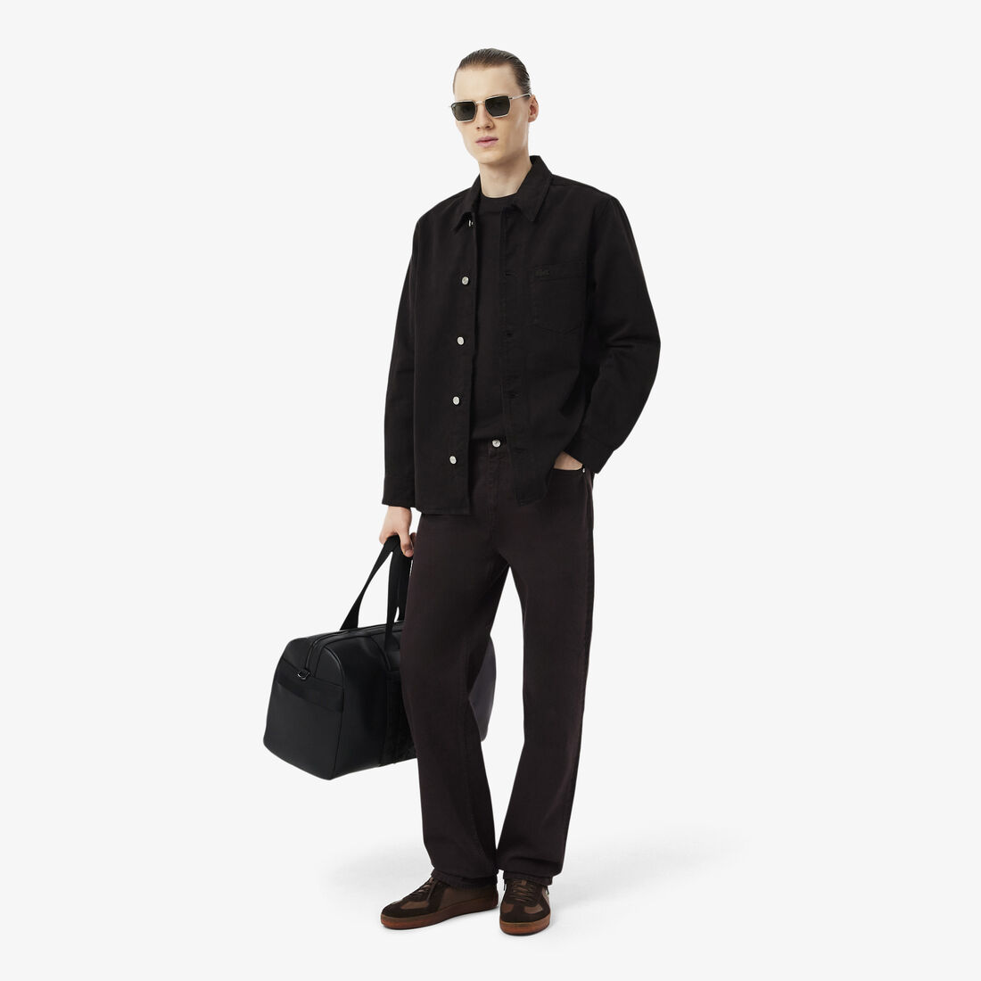 بنطلون جينز بقصة مستقيمة وخمسة جيوب بنطلون جينز بقصة مستقيمة وخمسة جيوب