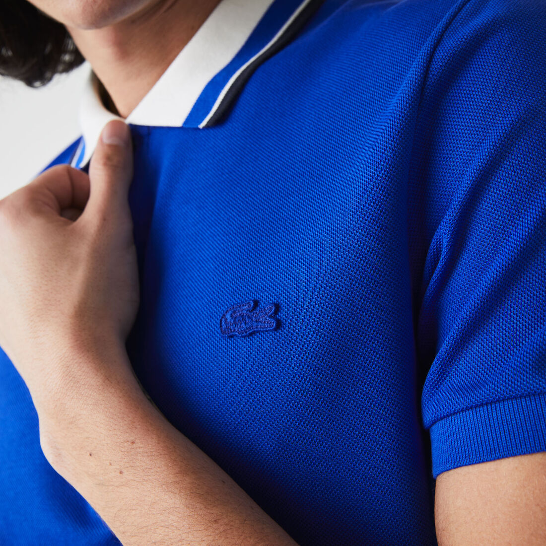 Men’s Lacoste Slim Fit Striped Collar Cotton Piqué Polo Men’s Lacoste Slim Fit Striped Collar Cotton Piqué Polo