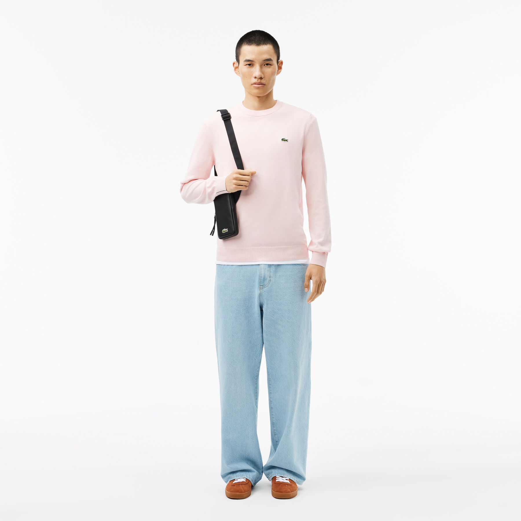 lacoste lcst smartphone holder with pocket