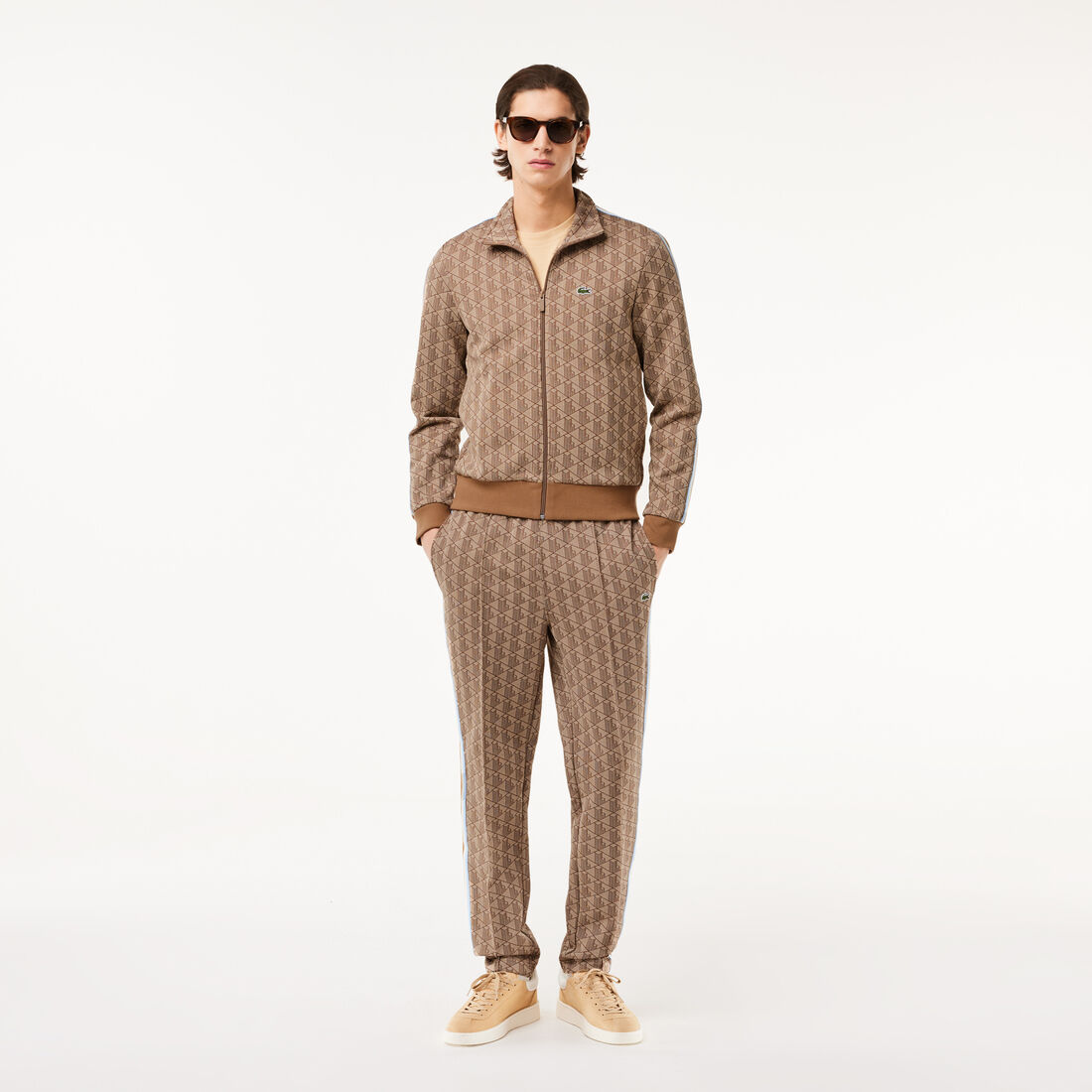 سترة رياضية باريسية بسحاب من الجاكار سترة رياضية باريسية بسحاب من الجاكار