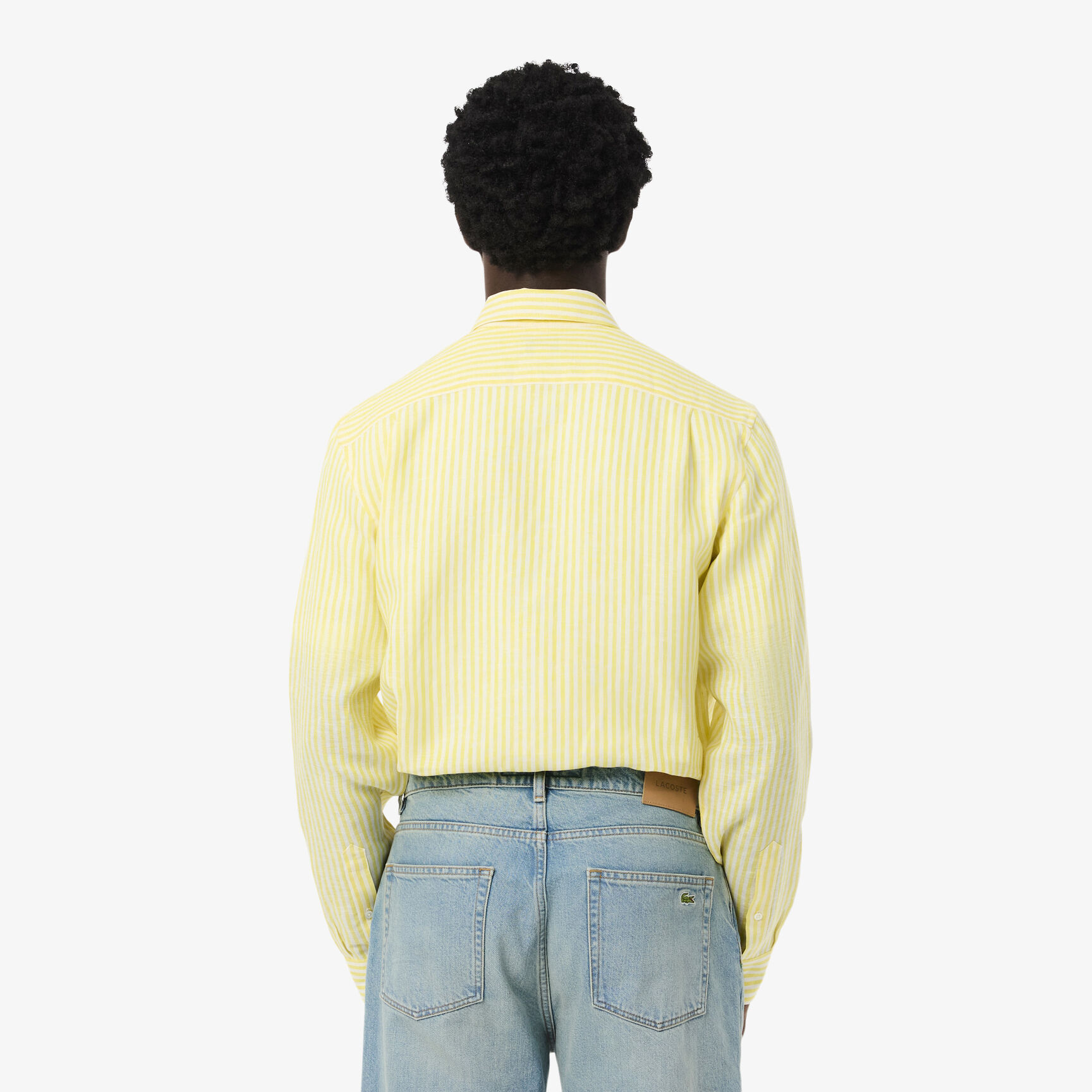 قميص كتان مخطط بقصّة عادية