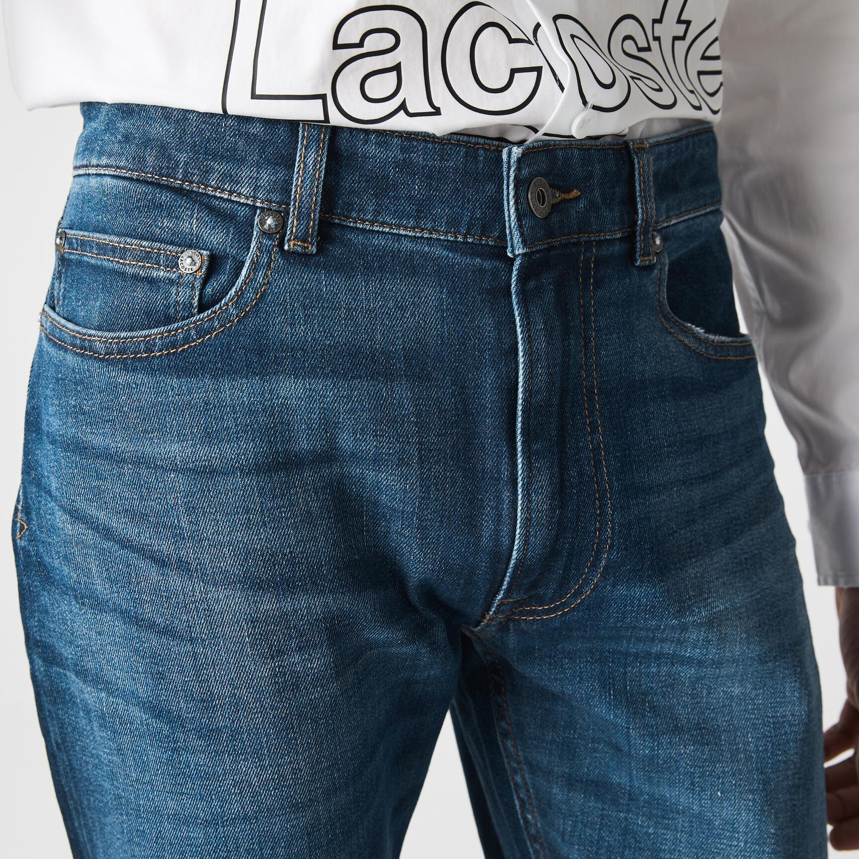 بنطال جينز بقصة ضيقة من الدنيم المرن مع 5 جيوب للرجال بنطال جينز بقصة ضيقة من الدنيم المرن مع 5 جيوب للرجال