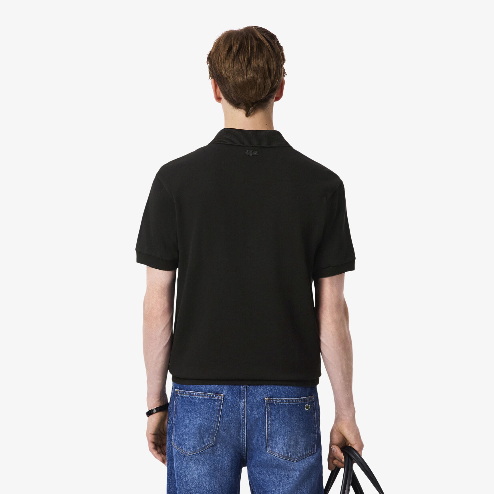 قميص بولو بيكيه كلاسيكي بقصّة ماسية من جلد التمساح