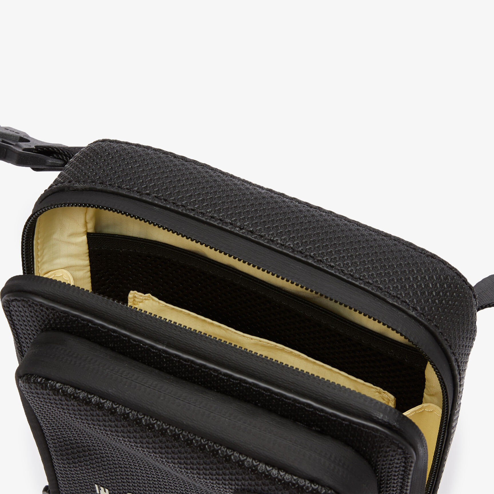 حقيبة كروس لاكوست بشعار الماركة بلون مغاير للرجال مجموعة Chantaco حقيبة كروس لاكوست بشعار الماركة بلون مغاير للرجال مجموعة Chantaco