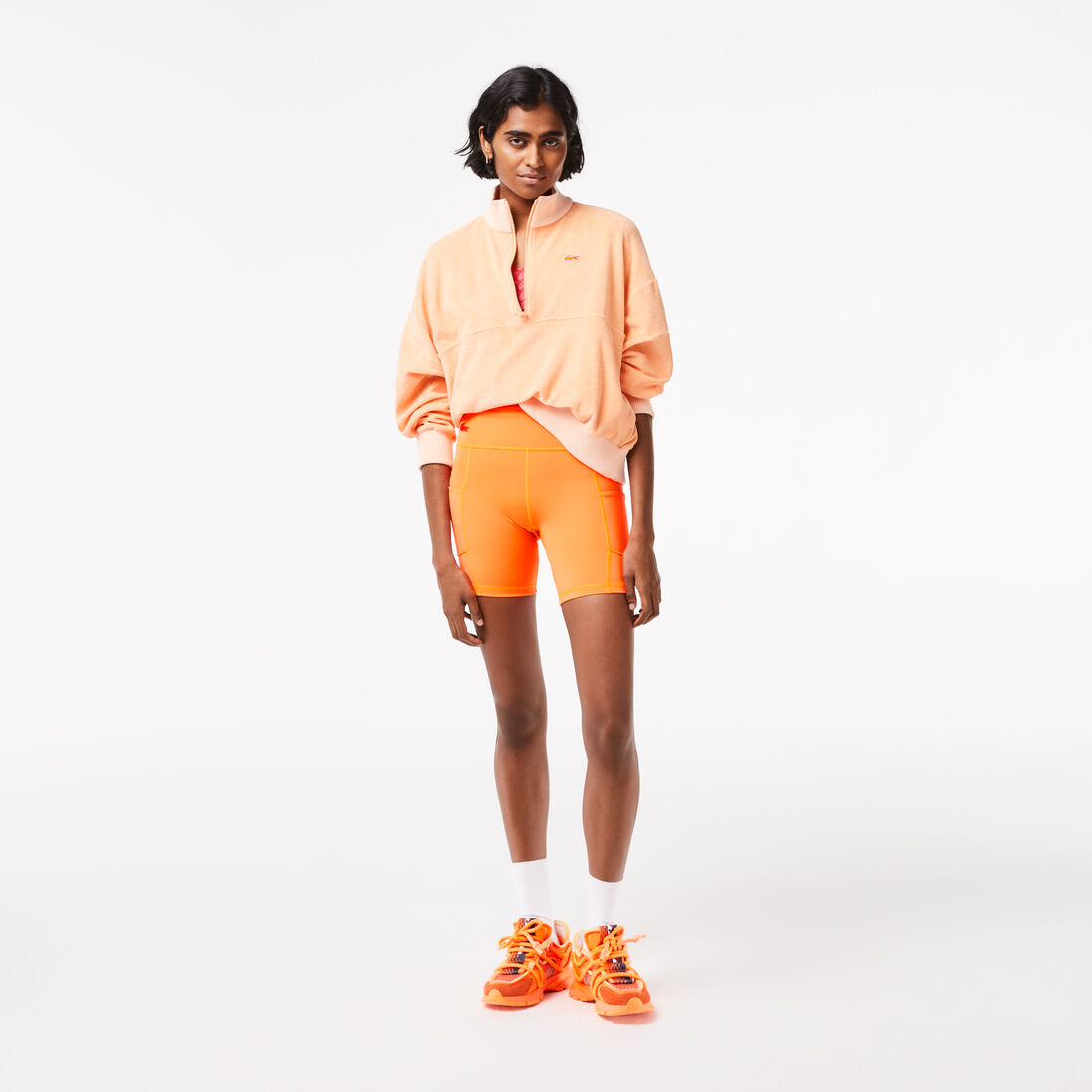 شورت رياضي بوليستر معاد تدويره للنساء مجموعة Lacoste Sport شورت رياضي بوليستر معاد تدويره للنساء مجموعة Lacoste Sport