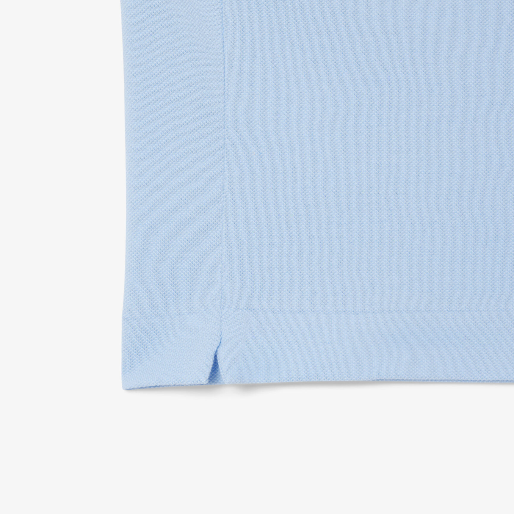 قميص بولو بقصّة عادية وتفاصيل بارزة L.12.12