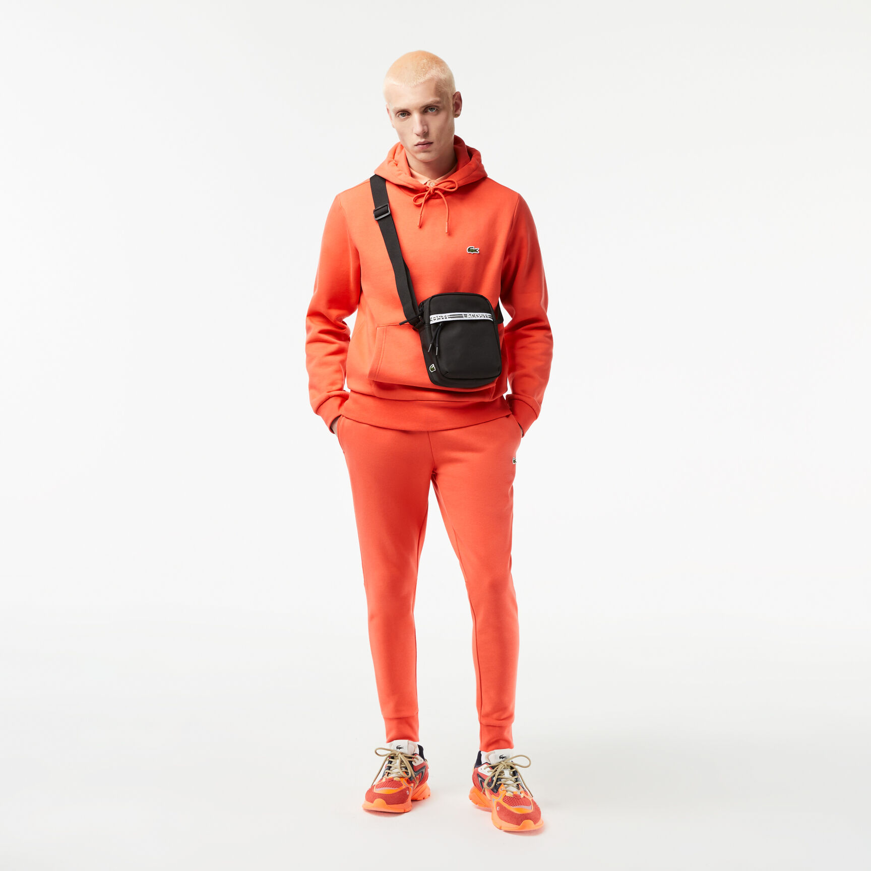 حقيبة مسنجر بتصميم رأسي ألياف معاد تدويرها للرجال مجموعة Lacoste Neocroc حقيبة مسنجر بتصميم رأسي ألياف معاد تدويرها للرجال مجموعة Lacoste Neocroc