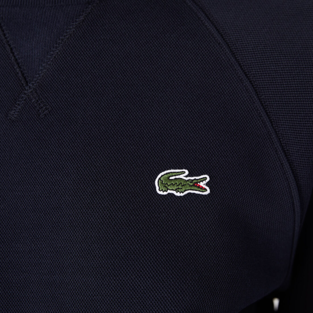 سويت شيرت من مزيج قطن بفتحة رقبة مستديرة للنساء سويت شيرت من مزيج قطن بفتحة رقبة مستديرة للنساء