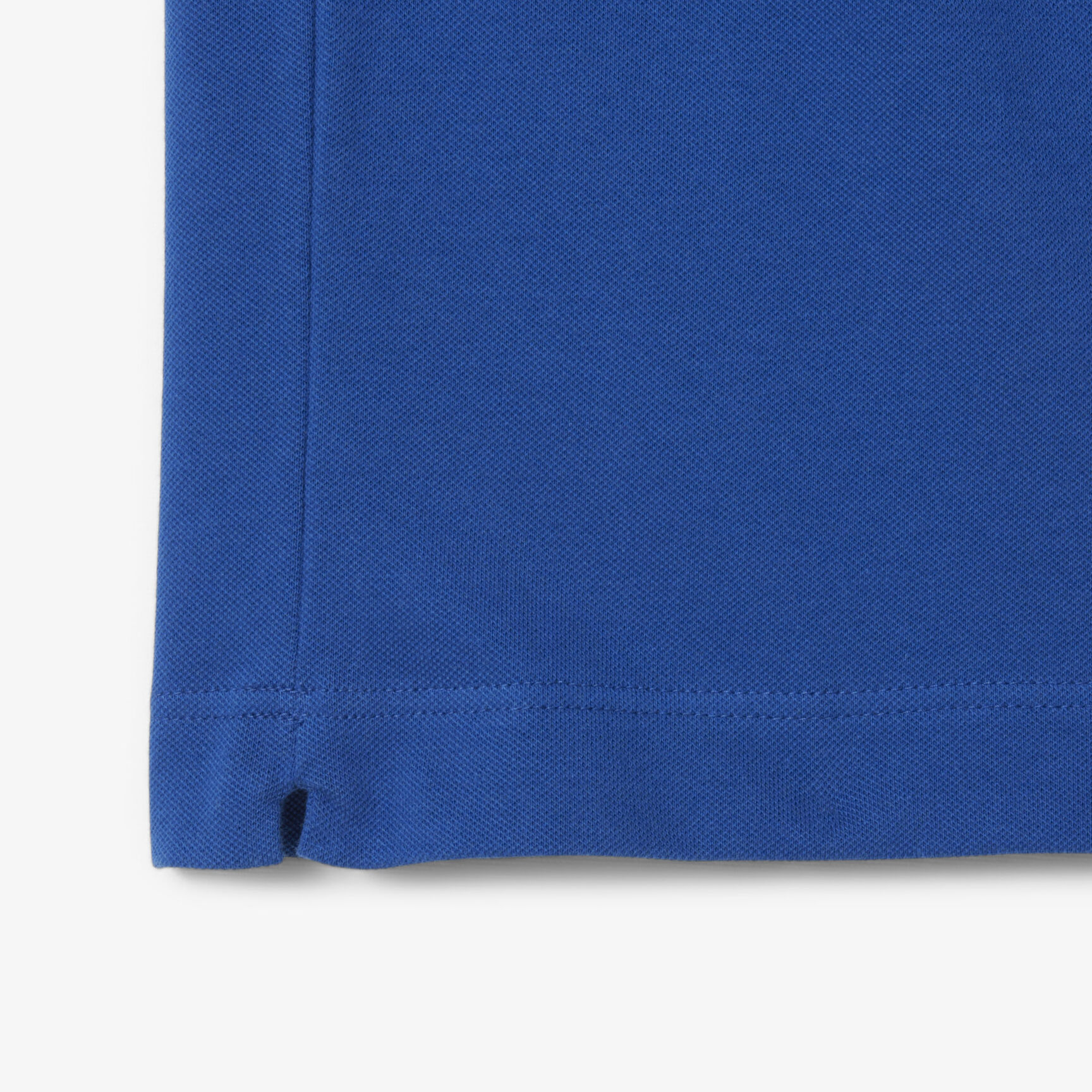 قميص بولو بيكيه باريسي بقصة عادية قميص بولو بيكيه باريسي بقصة عادية