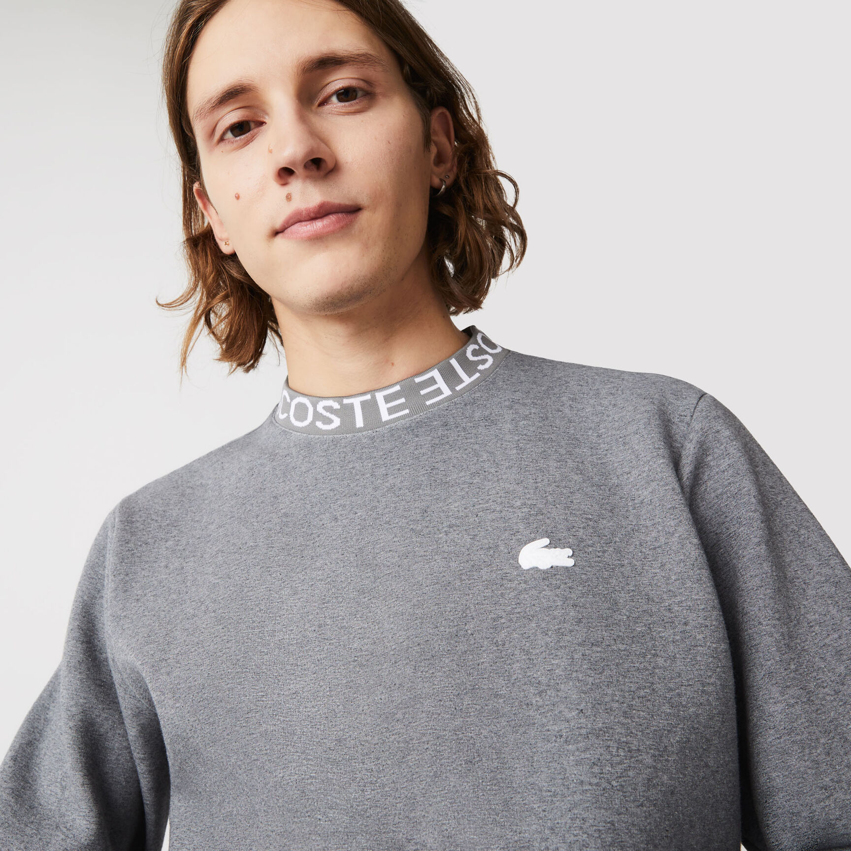 Men’s Lacoste Lettered Crew Neck Cotton Blend Sweatshirt Men’s Lacoste Lettered Crew Neck Cotton Blend Sweatshirt