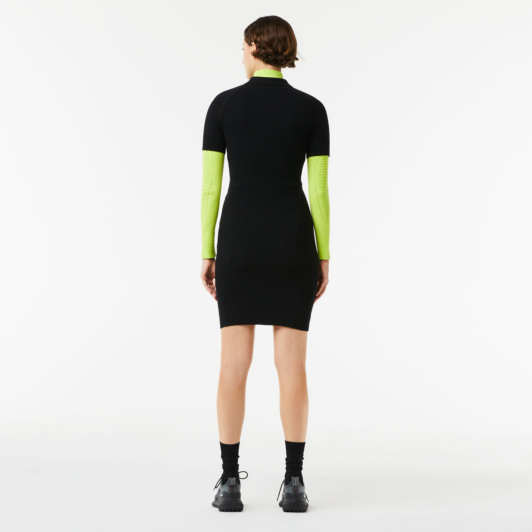 فستان لاكوست بسحّاب أمامي وتفاصيل منسوجة للنساء فستان لاكوست بسحّاب أمامي وتفاصيل منسوجة للنساء