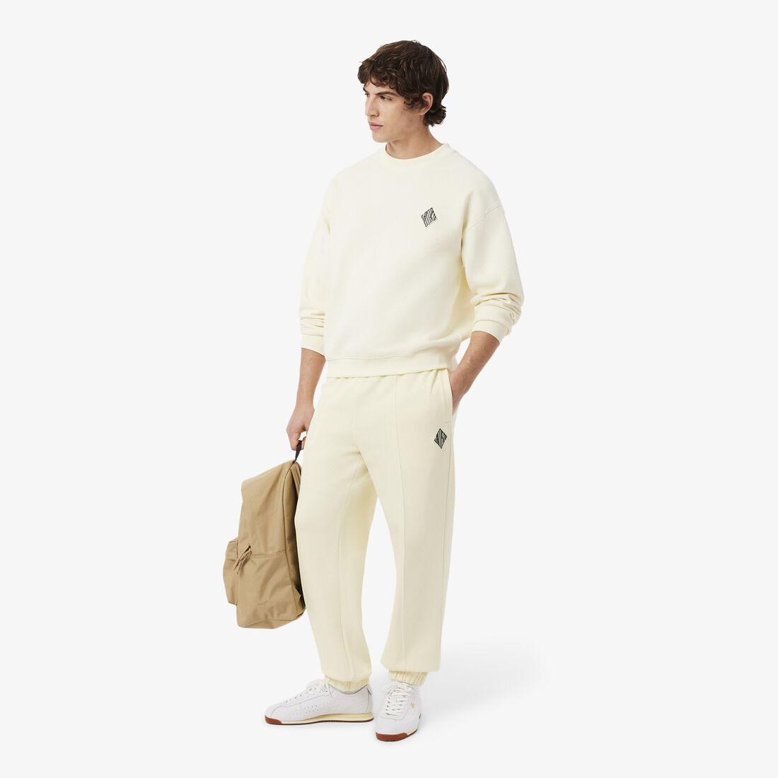 حذاء رياضي رجالي من الجلد بتصميم كلوب لو حذاء رياضي رجالي من الجلد بتصميم كلوب لو