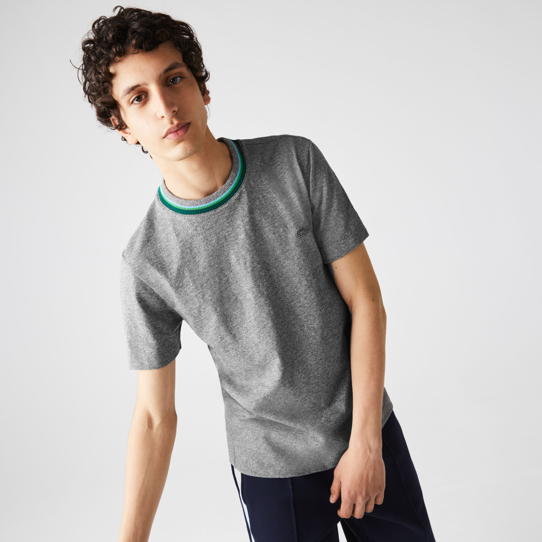 تيشيرت قطني مخطط برقبة دائرية للرجال