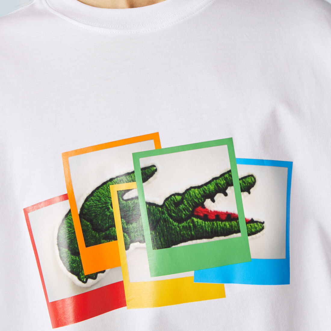 تي شيرت قطني للجنسين قصة فضفاضة من مجموعة Lacoste LIVE و Polaroid تي شيرت قطني للجنسين قصة فضفاضة من مجموعة Lacoste LIVE و Polaroid