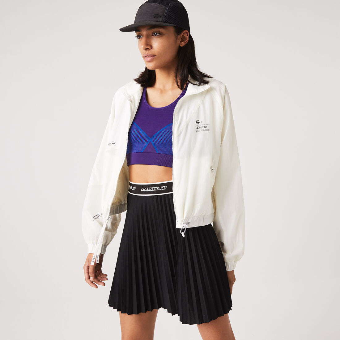 جاكيت لاكوست نايلون ببطانة شبكية للنساء جاكيت لاكوست نايلون ببطانة شبكية للنساء