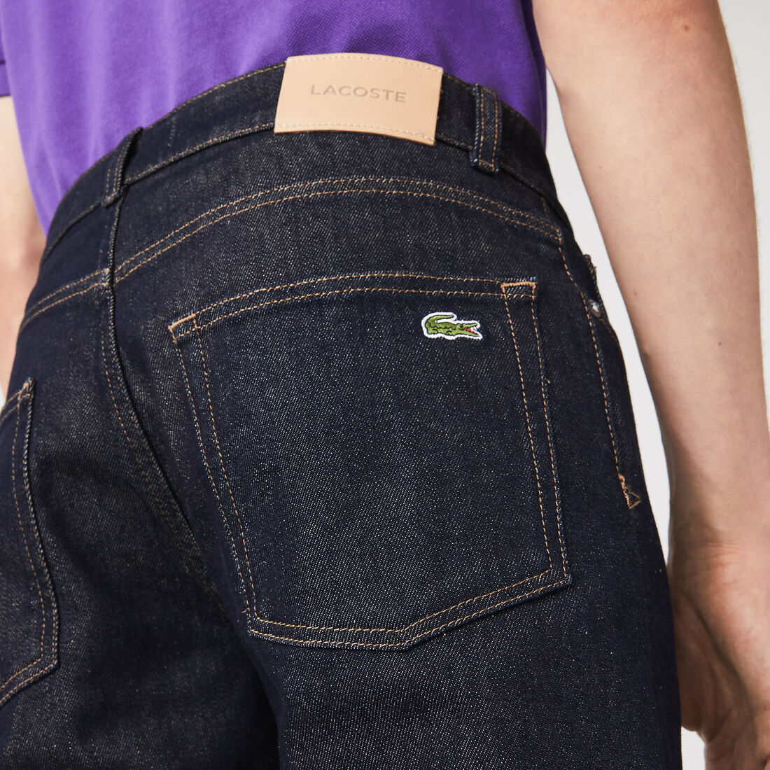 بنطال جينز بقصة ضيقة من الدنيم المرن مع 5 جيوب للرجال بنطال جينز بقصة ضيقة من الدنيم المرن مع 5 جيوب للرجال