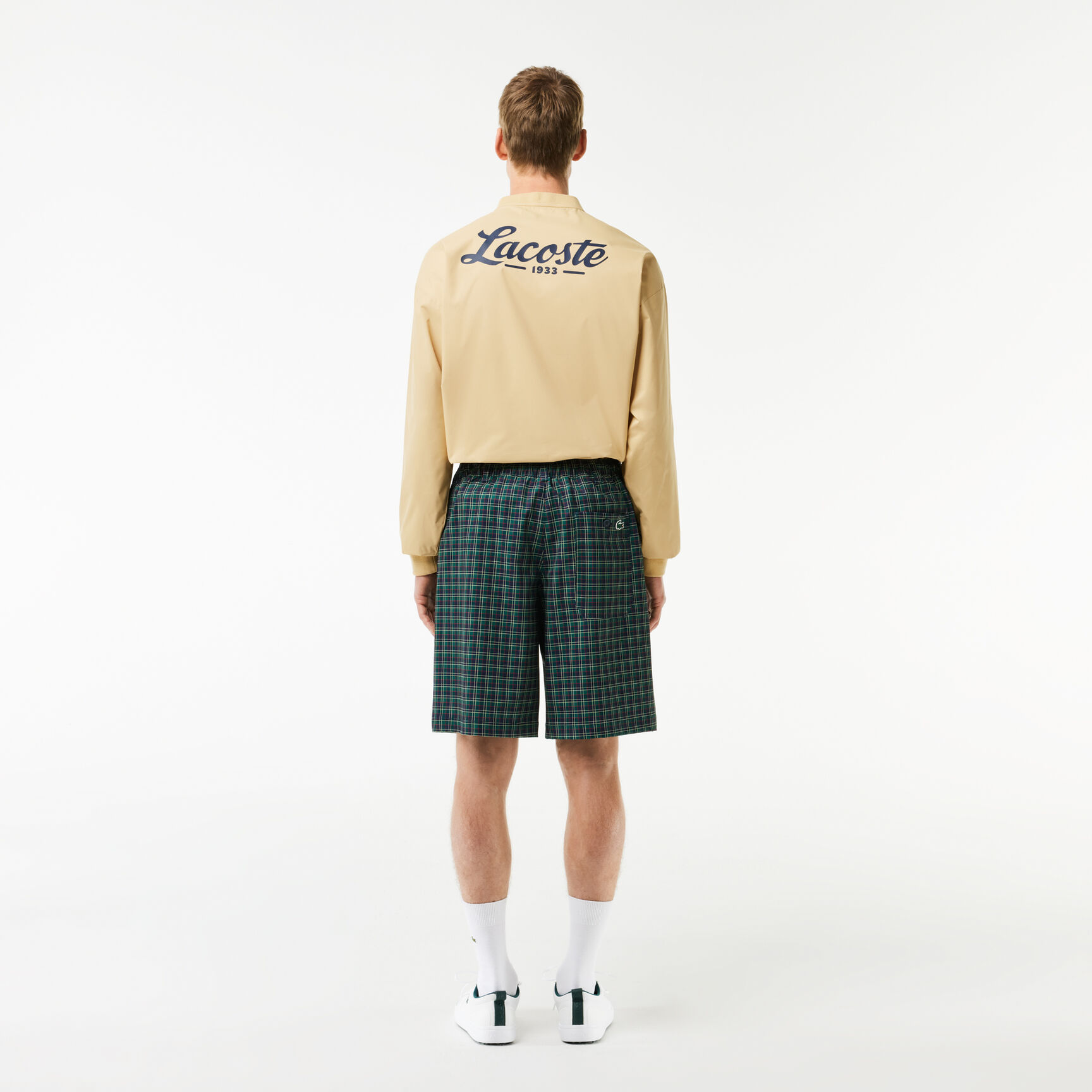 شورت برمودا جولف بمربعات فائقة الجفاف